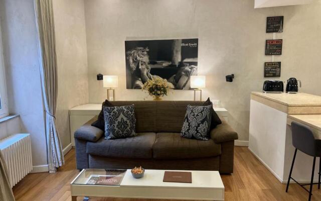 Campo dei Fiori modern apartment with terrace