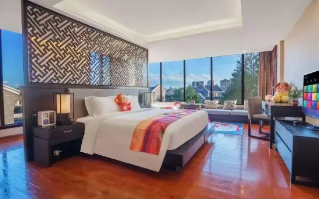 Cloud Hotel & Resort
