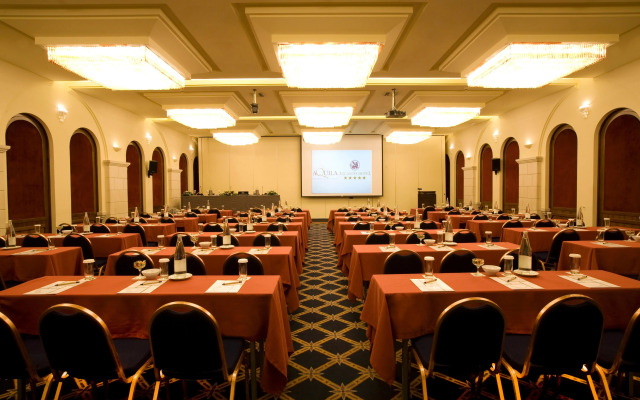 Aquila Atlantis Hotel