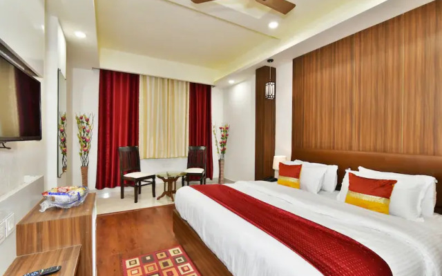 Hotel Pinaz Royale