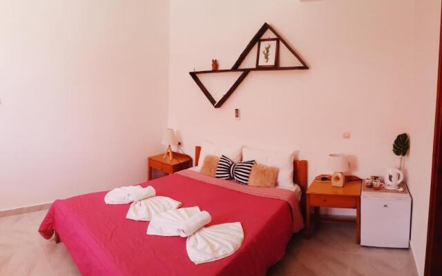Lefteris Rooms