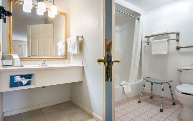 Quality Inn Little Creek