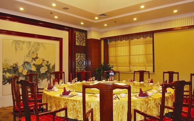 Shandong Yizheng Hotel