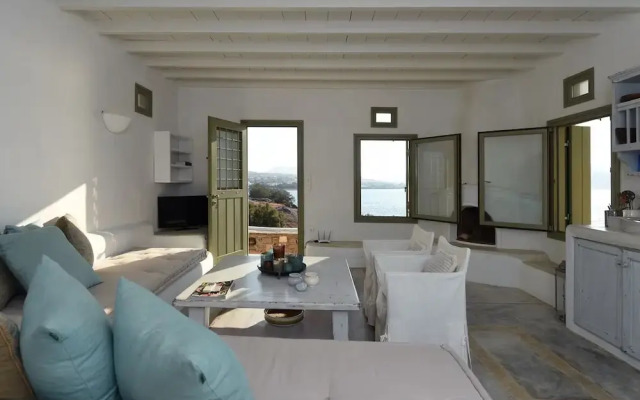 Ochre Dream Beach & Sunset villa Naousa