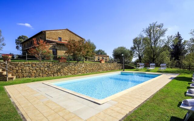 Villa Le Tornaie 14 Emma Villas