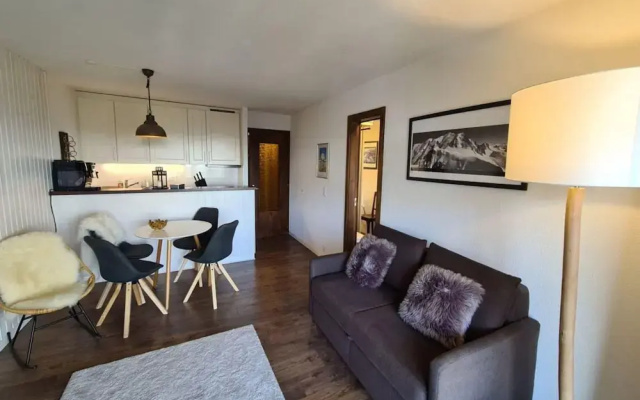 Flat in Veysonnaz Near Ski Lift & Valley Views