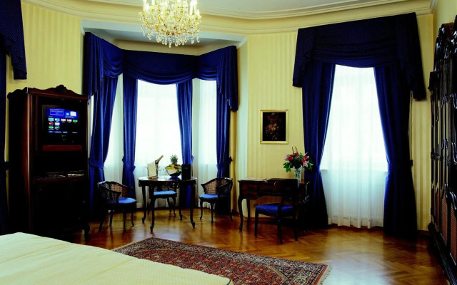 Ambassador Hotel