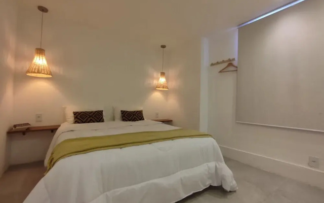 Casa pé na areia com 05 suítes