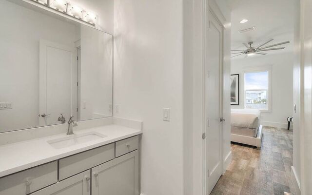 Neptune's Nest by Five Star Properties