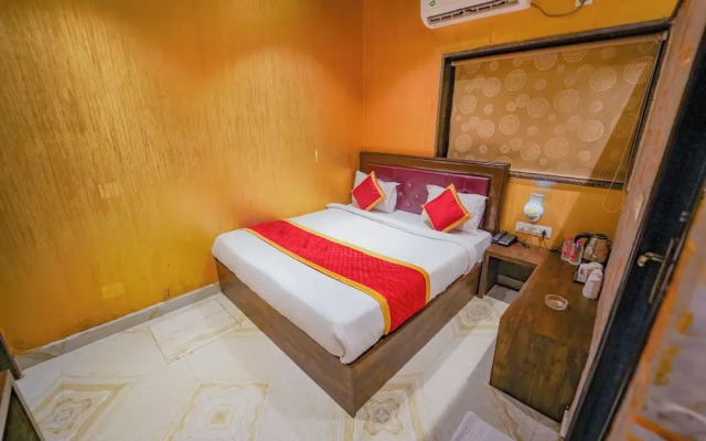 Shiv Rudraksh Resort - Near Assi Ghat