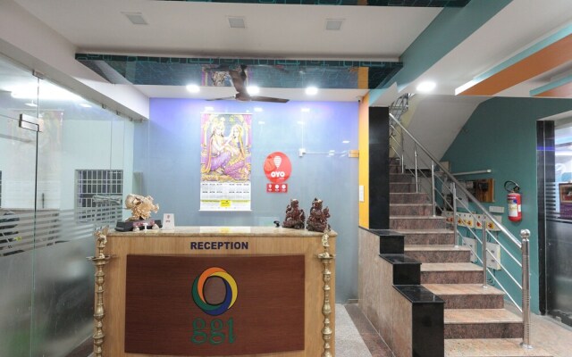 OYO 6148 Green Grande Inn