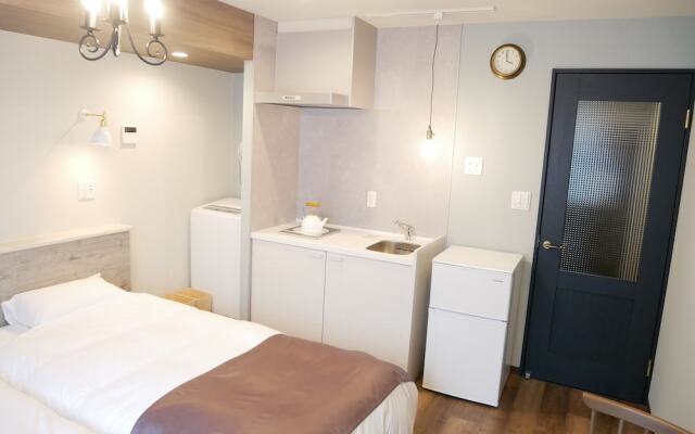 7 Rooms Hotel & Cafe 東京葛西