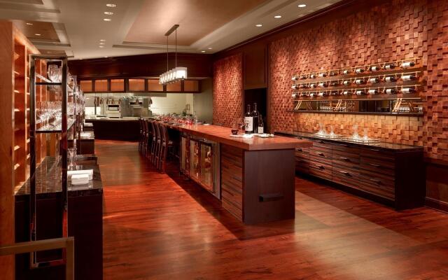 Hilton Anatole