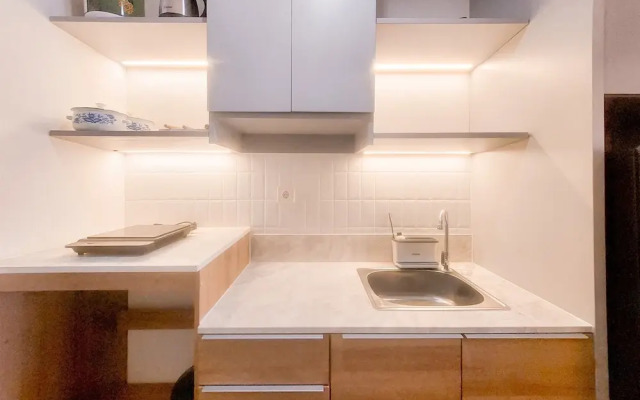 Comfortable Studio At Collins Boulevard Apartment