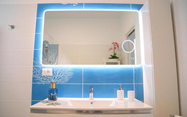 Golden Holiday 2 Ville con piscine indipendenti e separate