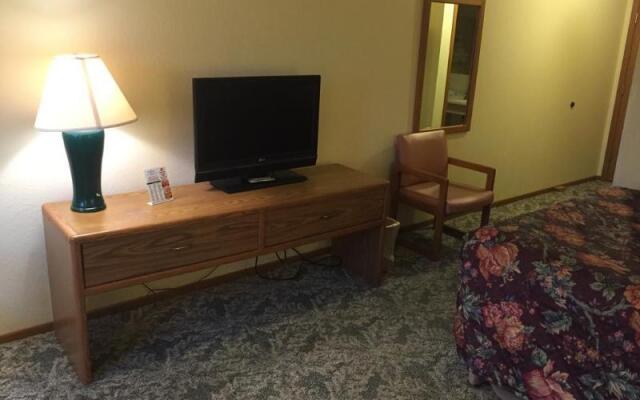 Baymont Inn & Suites ESCANABA