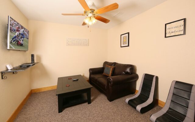 Ivy Falls 9 - Five Bedroom Chalet