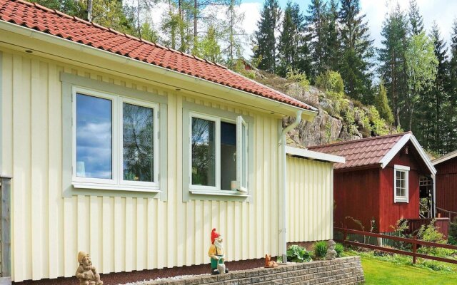 2 Person Holiday Home in Vänersborg