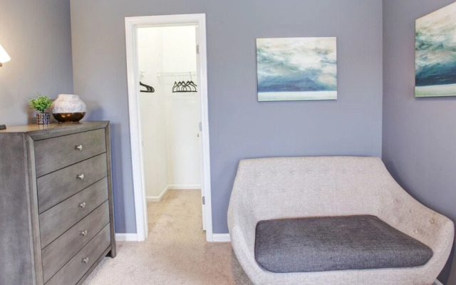 4 Bedroom, Parkside Terrace Lane