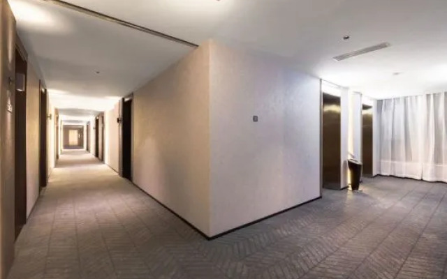 Shenyang Yuhong Square Subway Station  Huanghai Road Light Residence Hotel