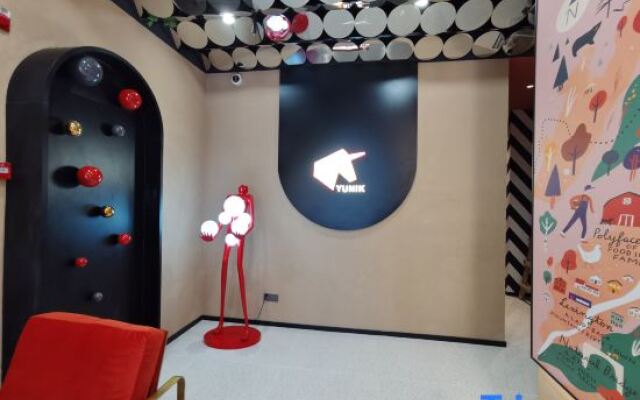 YUNIK Hotel (Shanghai Minhang China Normal University)