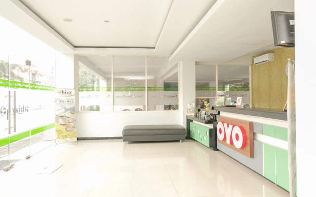 Ebizz Hotel
