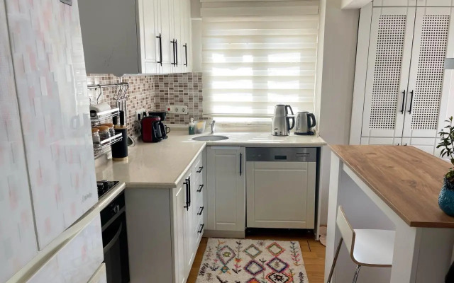 Cozy and bright apartment near Bosphorus