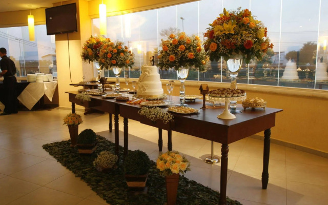 Salto Plaza Hotel