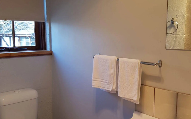 Alanvale Apartments & Motor Inn