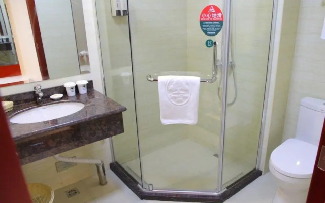 Greentree Inn Shanghai Middle Xinfu Road Huazhi Road Business Hotel