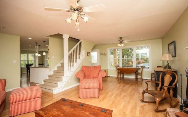 Cypress Ridge 4 Bedrooms 3 Bathrooms Home