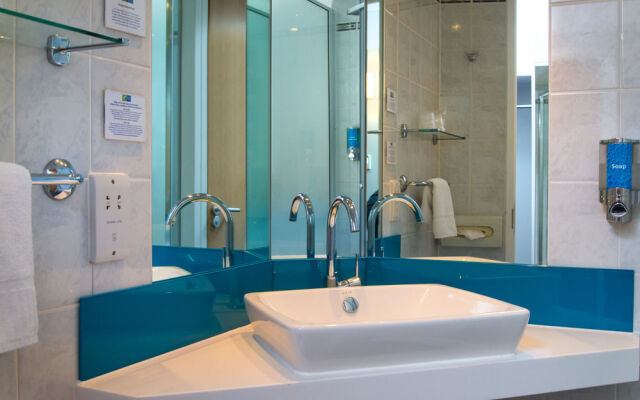 Holiday Inn Express Bath by IHG