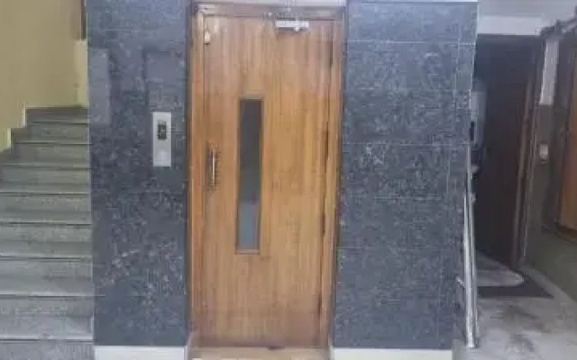 Hotel Shri Hari by OYO Rooms
