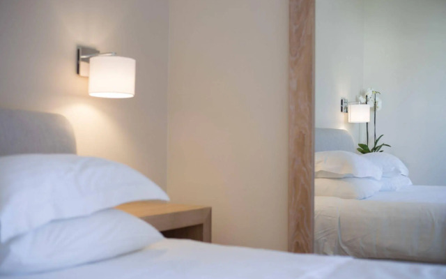 Porto Naxos Hotel