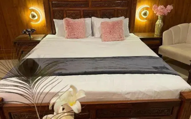 The Life Style Lodges