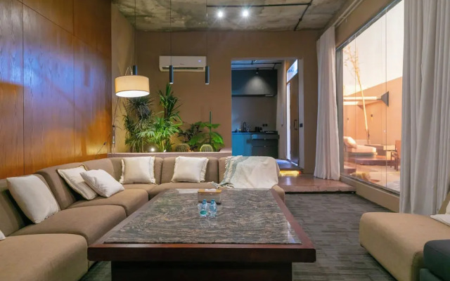 Portal Chalets With Private Pool-Al Arid