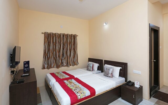 OYO 8858 The Corpz Inn