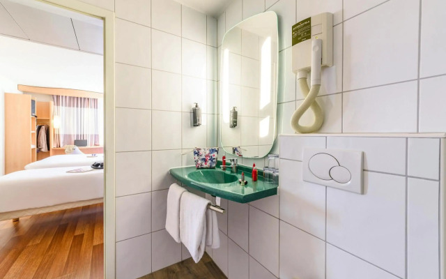 ibis Lausanne Crissier
