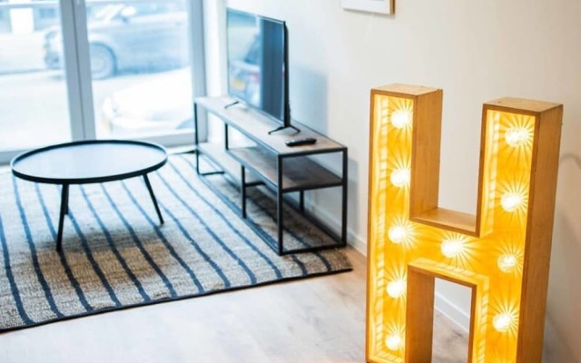 Deluxe 1 Bedroom Serviced Apartment 57 m2