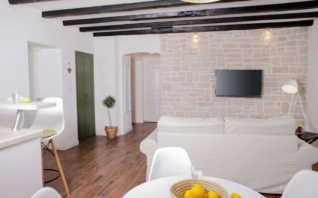 A&E Apartment - Near Cathedral of St James