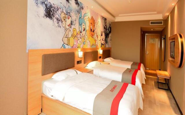 Jun Hotel Sichuan Bazhongba Huifengting Park