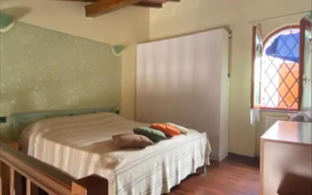 Loft Angela Charming Aptmnt in Pietrasanta Center