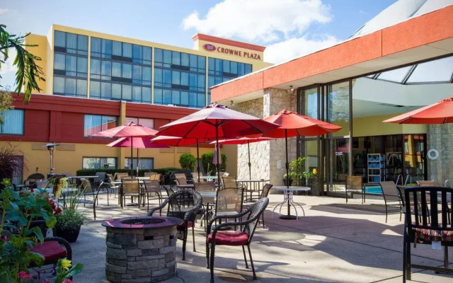 Crowne Plaza Reading