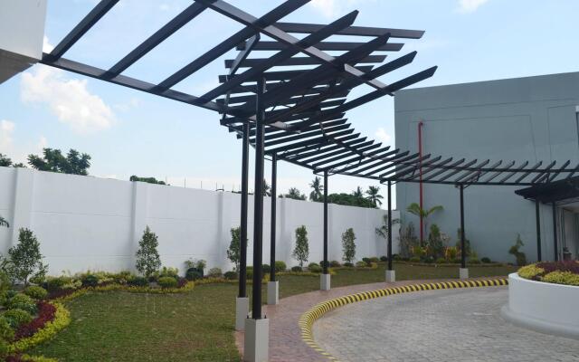 Lucky 9 Budget Hotel