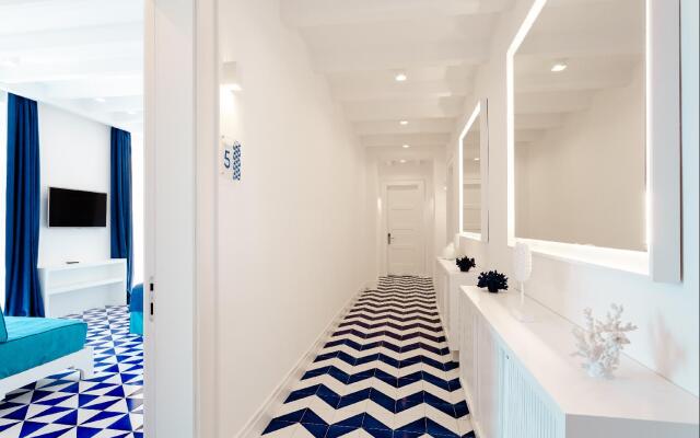 Maison Blu - Intimate GuestHouse