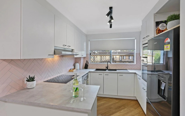 Le Beach Apartments