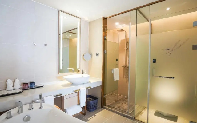 Lavande Hotel (Wuhan Jiqing Street)