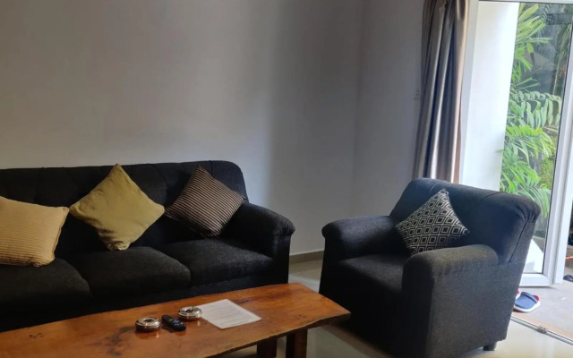 Pool View Apartment - Sunshine By Leela Homes