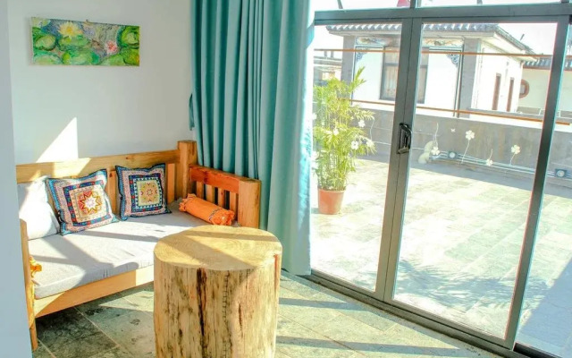 YiHai ZhuYuan Boutique Inn