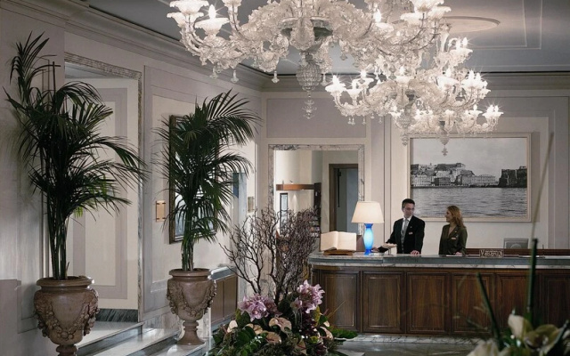 Grand Hotel Vesuvio
